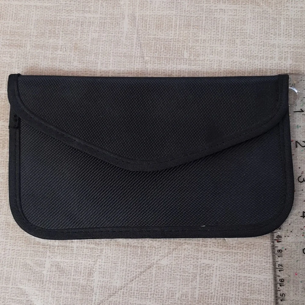 Faraday Pouches For Phone And Tablet